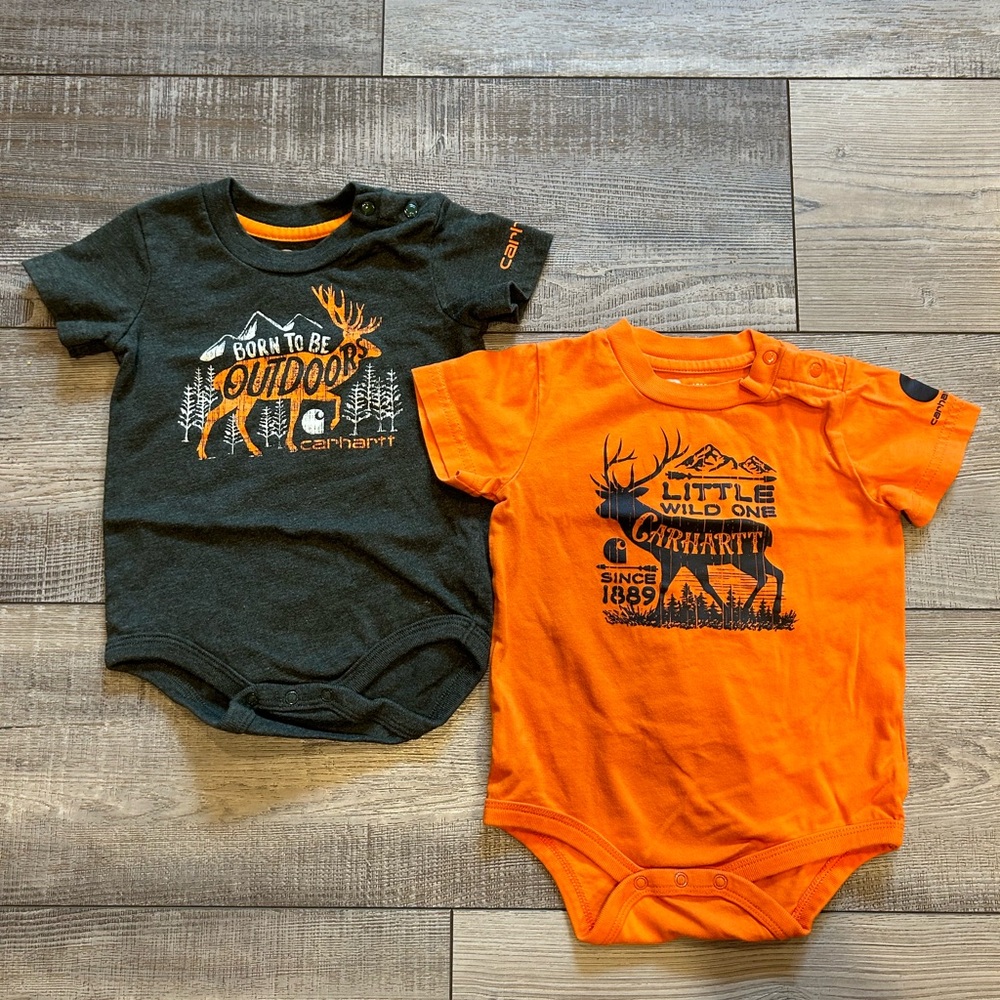 Carhartt boy Outdoor Elk Onesies (2)